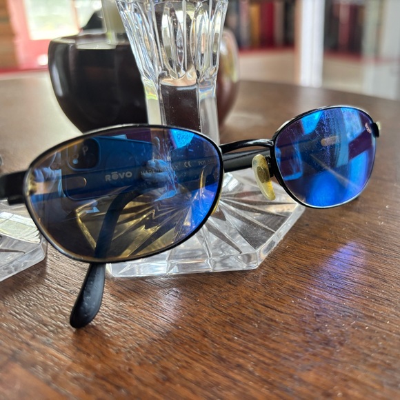 Vintage Revo 3009 001/62 Sunglasses with Vibrant Blue Lenses - Picture 1 of 14